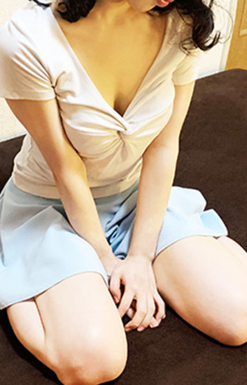 七瀬 ななみ