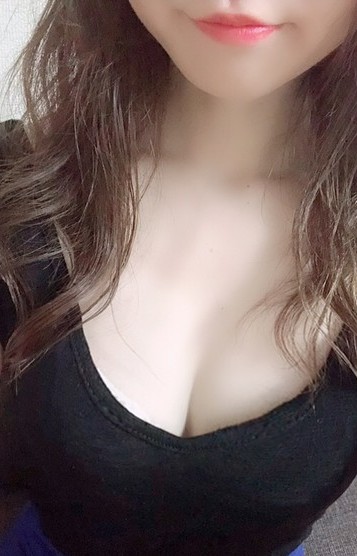 天野なつ