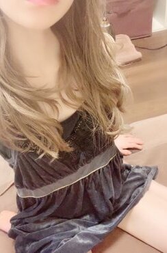 尾崎なぎさ