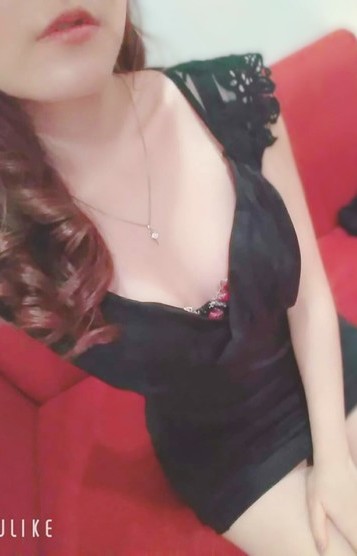 芹沢セラピスト