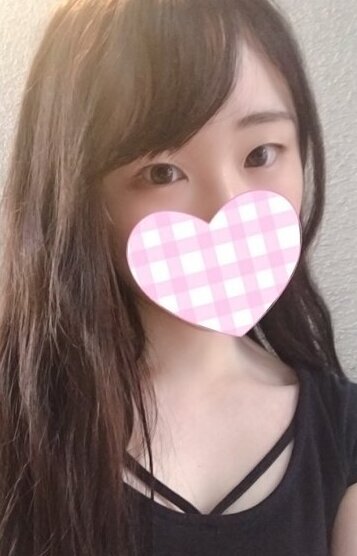 秋山 なぎさ
