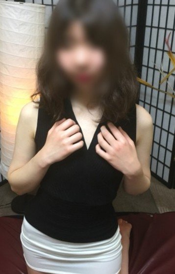 綾戸みさき