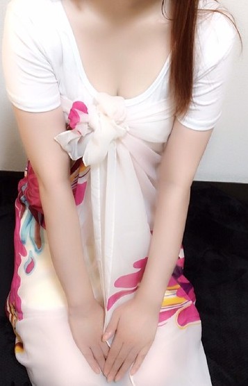 芹沢ゆうな