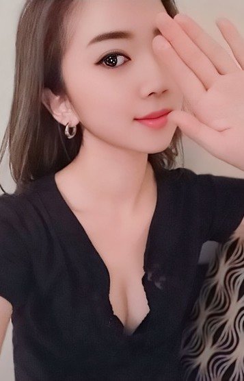 西本かずは