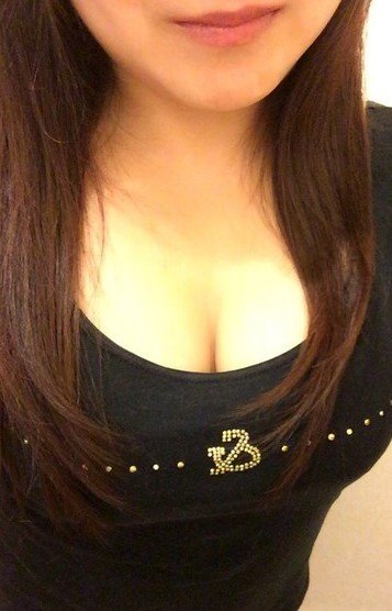 ななこ
