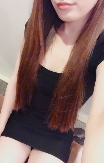 南かれん