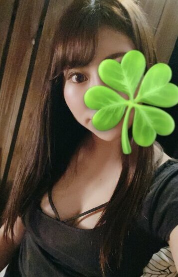 板野 まき