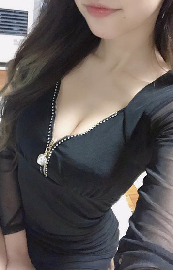 みいな