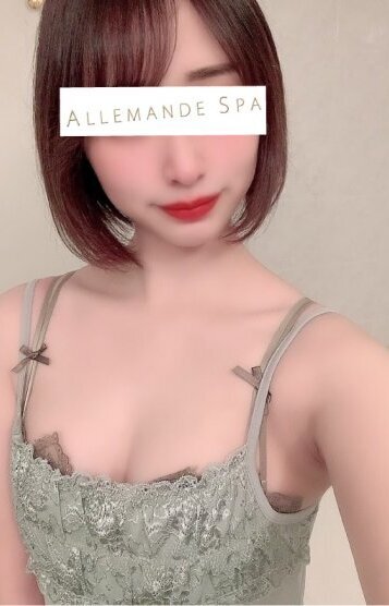 結城かれん