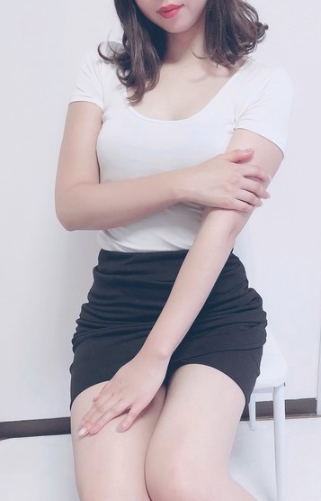 葉月 さな