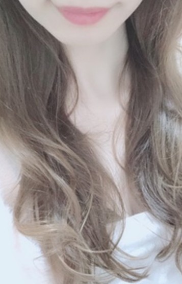 桃瀬そら