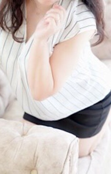 林 まみ