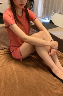 新山 まなか