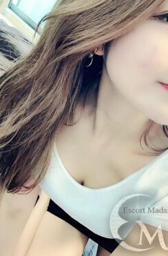 川島ななみ