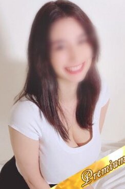 登坂めい