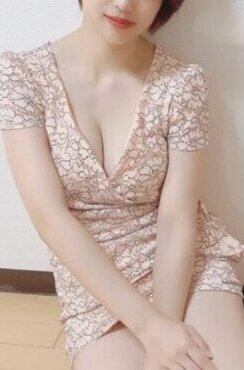 小松まゆか
