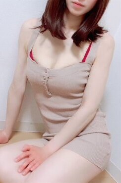 菅野ゆうな