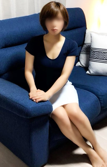 新人るな
