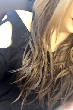アンナ