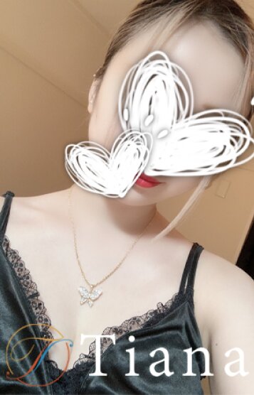 来栖きらは