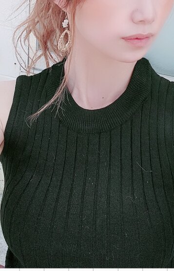 美月 れな